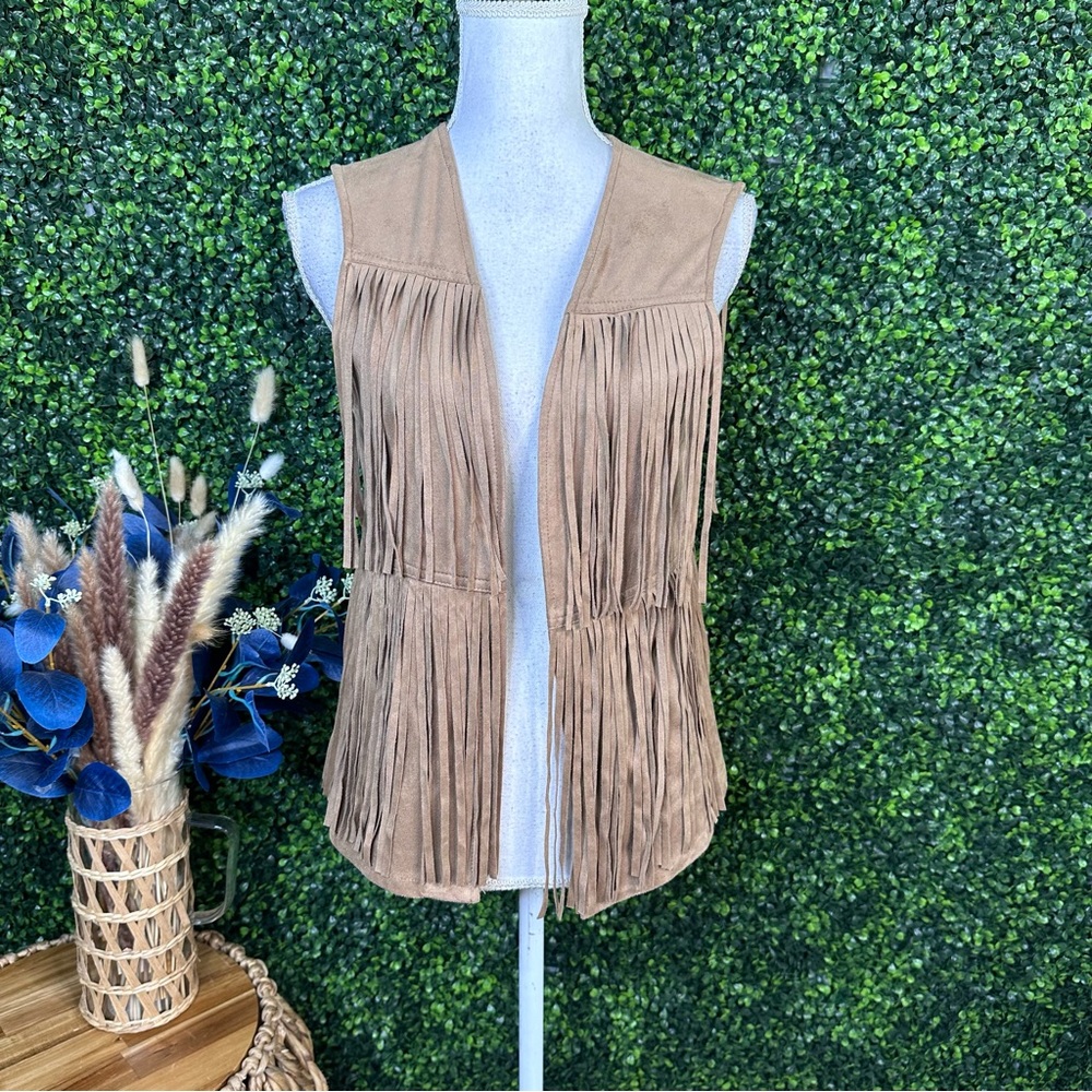 Nwt faux suede Tan Fringe Vest‎